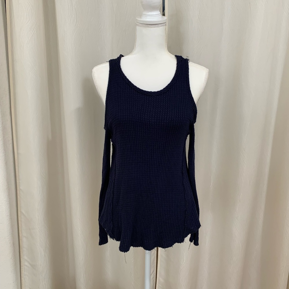 Dark Blue Top.  Long Sleeves.  Paper Crane. Size S